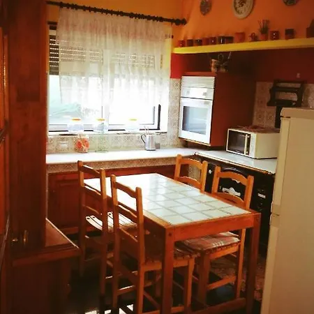 Andar Medio Casa Mariona * كامينيا